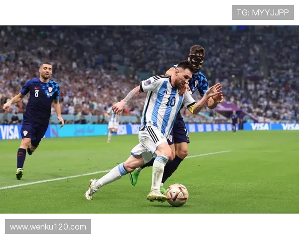 聚焦世界杯未来格局与豪强对决前景深度展望全球足球风云变幻趋势 - 副本 - 副本 - 副本